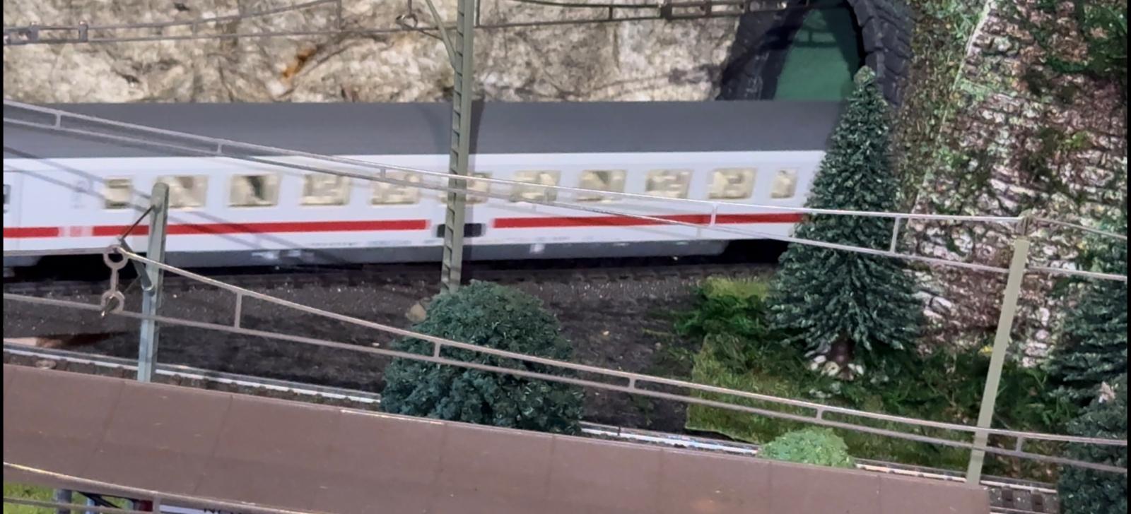 Titelbild Reisezugwagen IC 2.Klasse