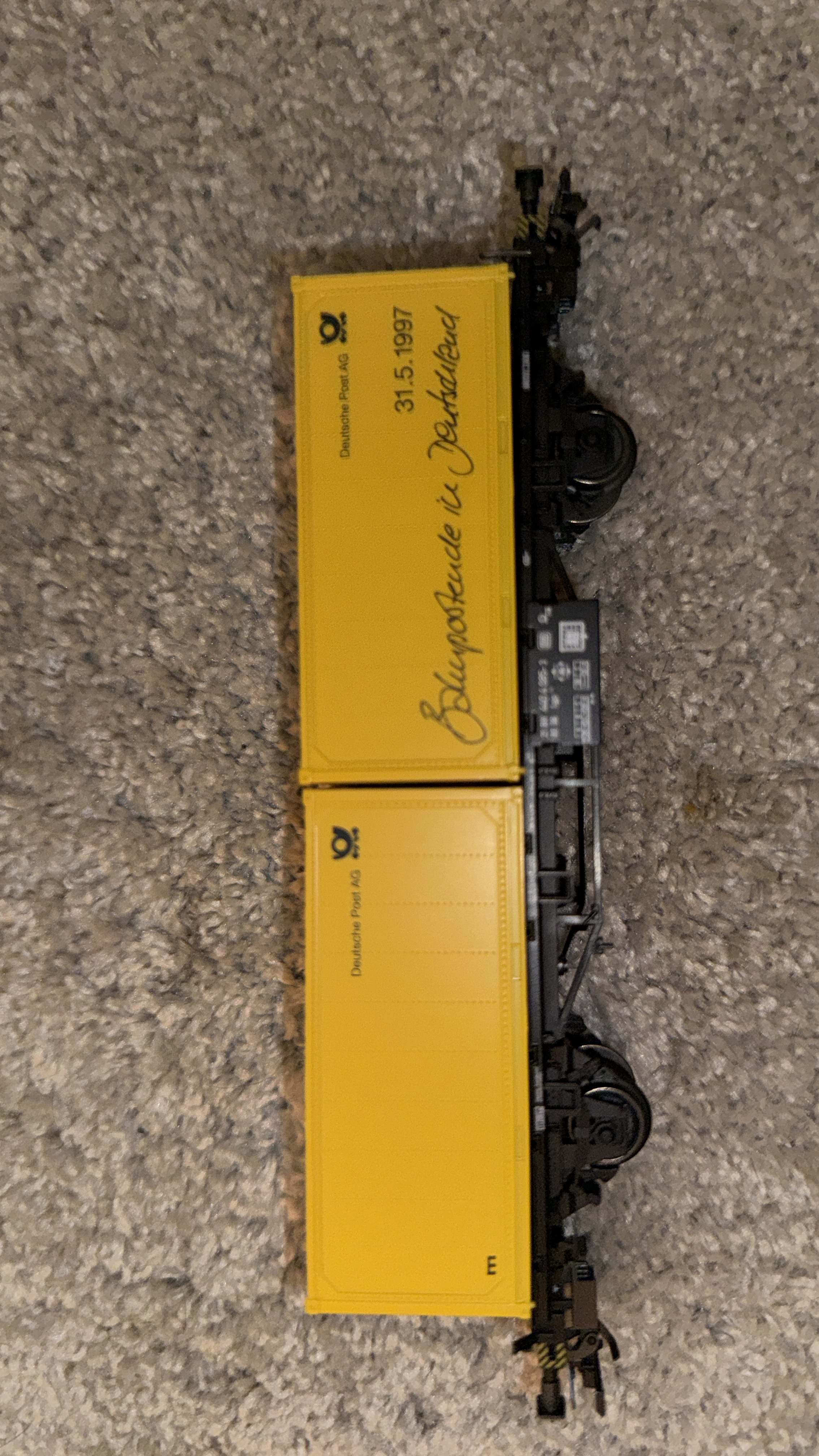 Titelbild Containerwaggon Deutsche Post AG