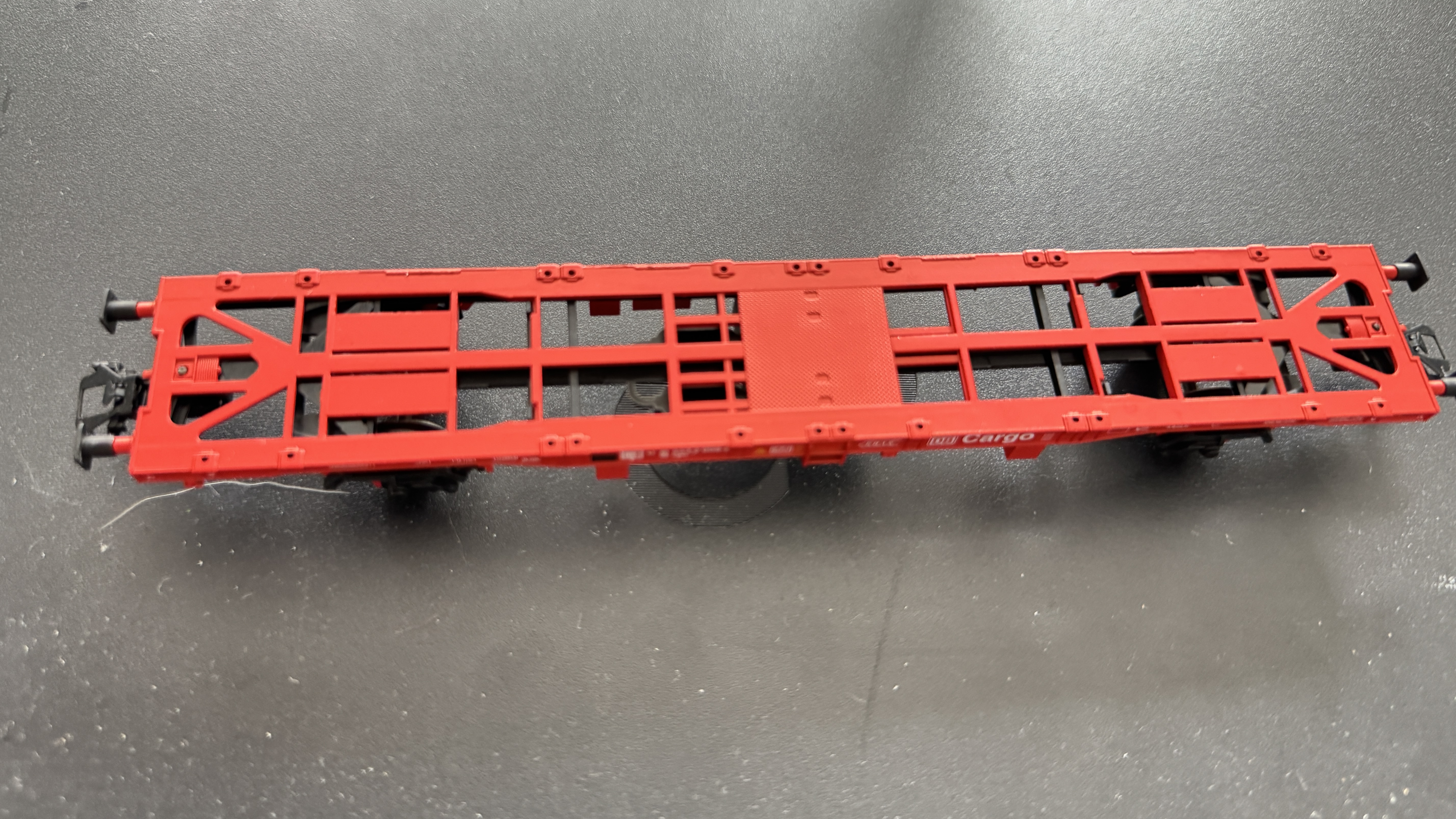 Titelbild Containerwaggon leer