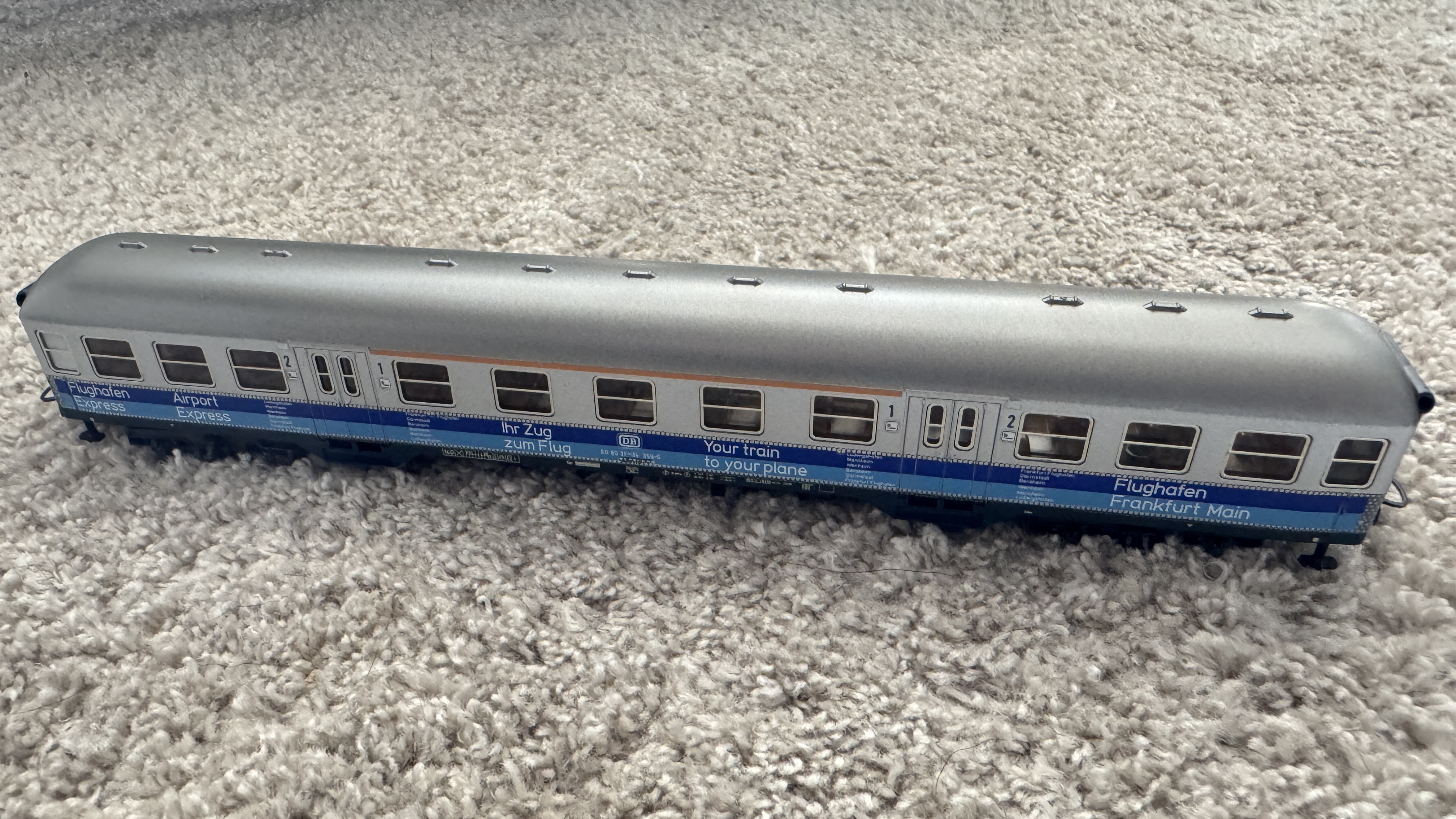 Titelbild Silberling AirPort Express 1./2. Klasse