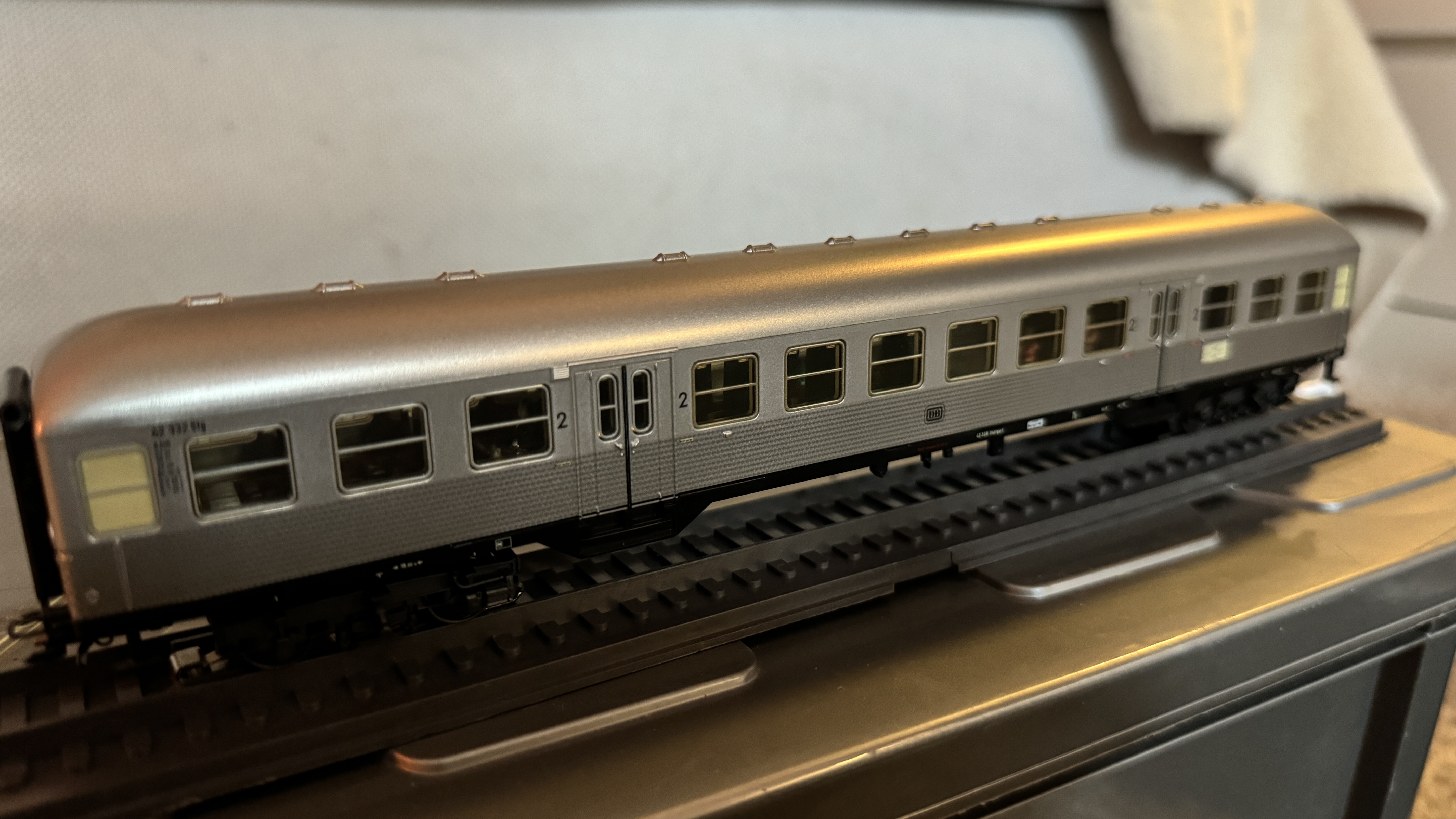 Titelbild Silberling 2 Klasse mit Schleifer