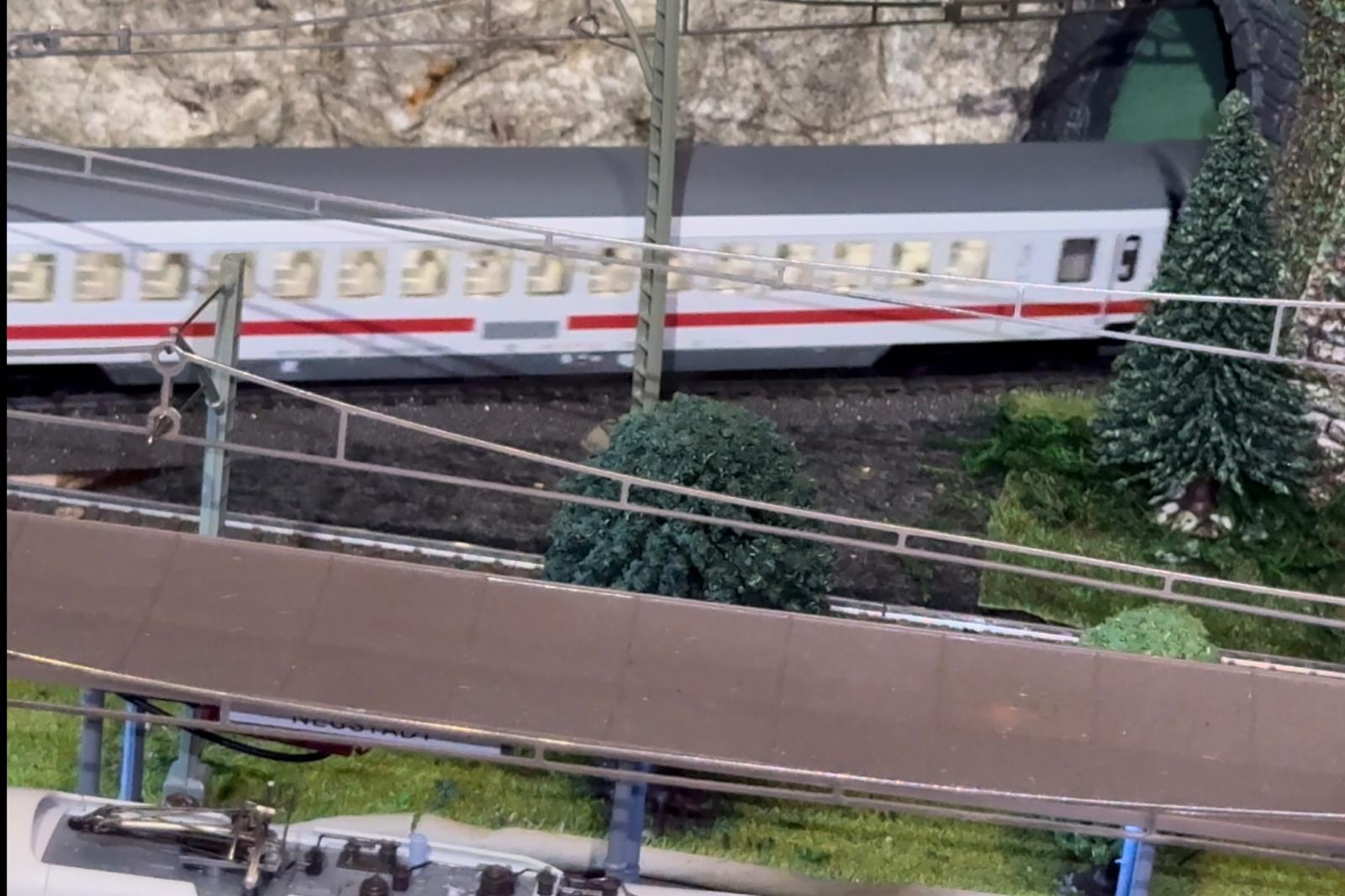 Titelbild Reisezugwagen IC 1 Klasse